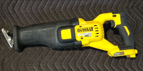 DeWalt FlexVolt 60V Brushless Reciprocating Saw