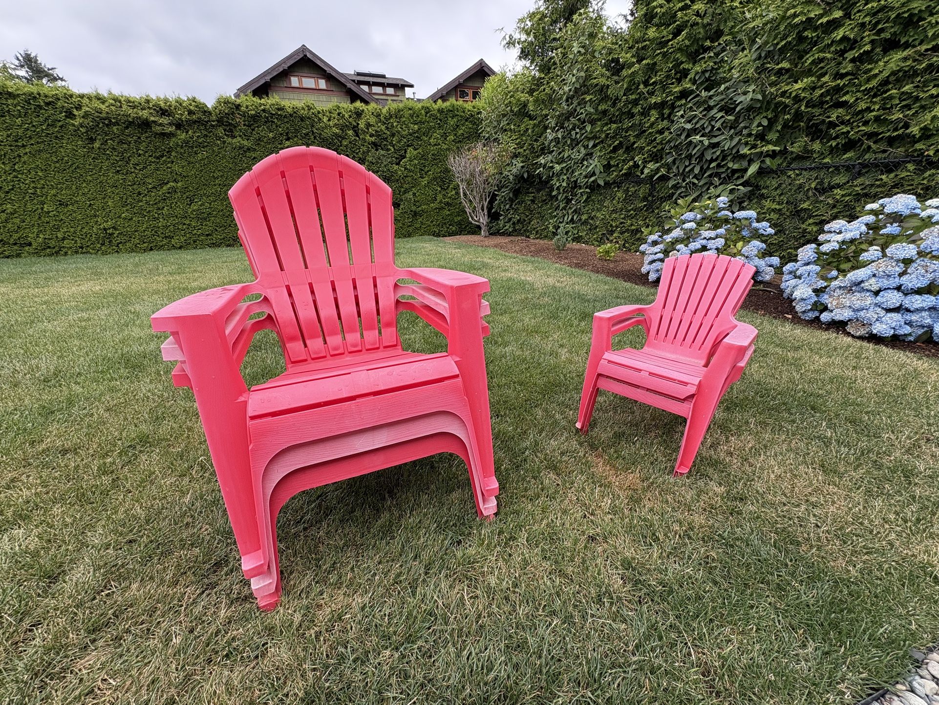 Free Plastic Lawn Chairs