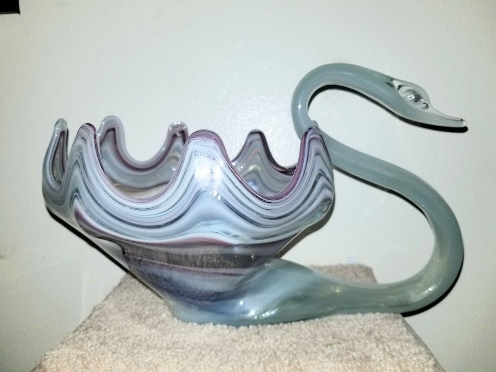 Vintage Mid-Century Murano Style Hand Blown Art Glass Swan Bowl