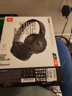 JBL by HARMON Tune 660