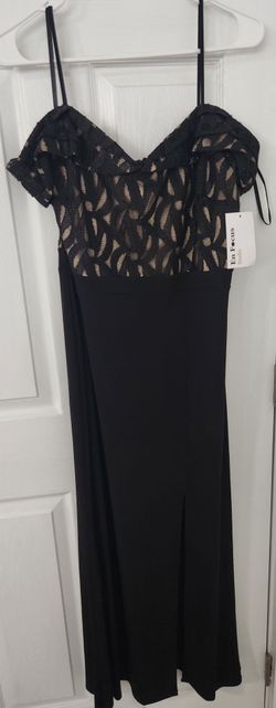 New Off Shoulder Dress Size 12