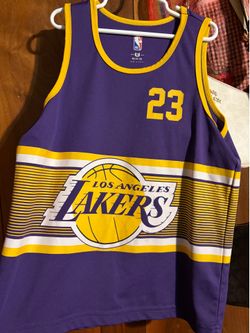 Lakers shirt Size M (10-12)
