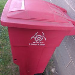 Biohazard 32 Gallon Can On Wheels 