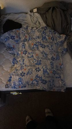 Xl Scrub Top Stitch 15$ OBO