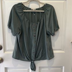Women’s size XL, green tie shirt by parallel skies