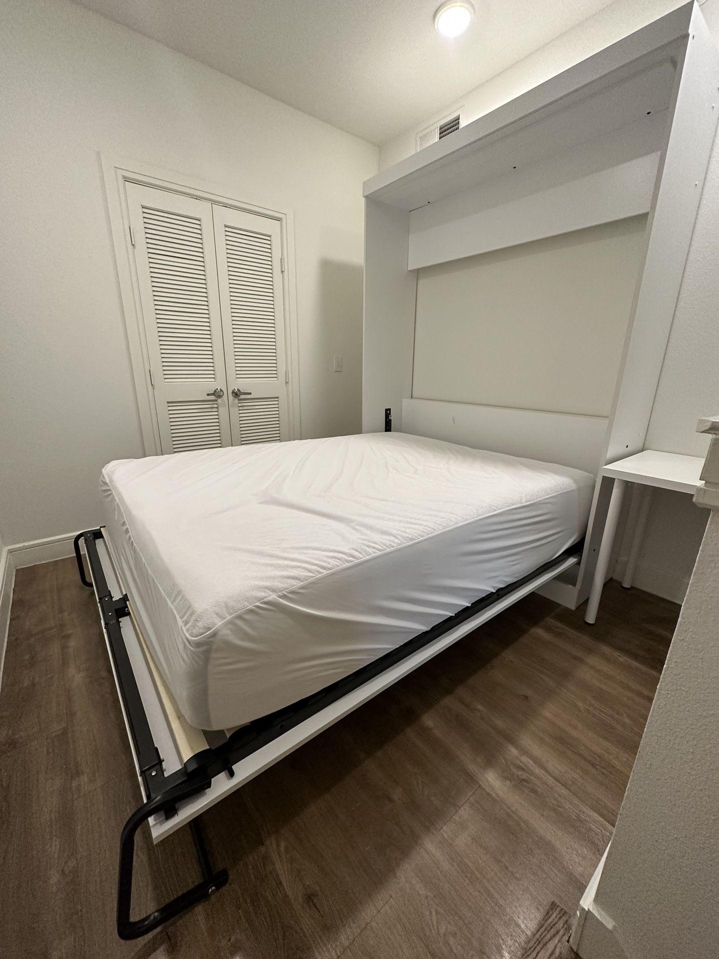 Murphy Bed Queen