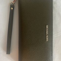 Jet Travel Large Leather Continental Wallet MK