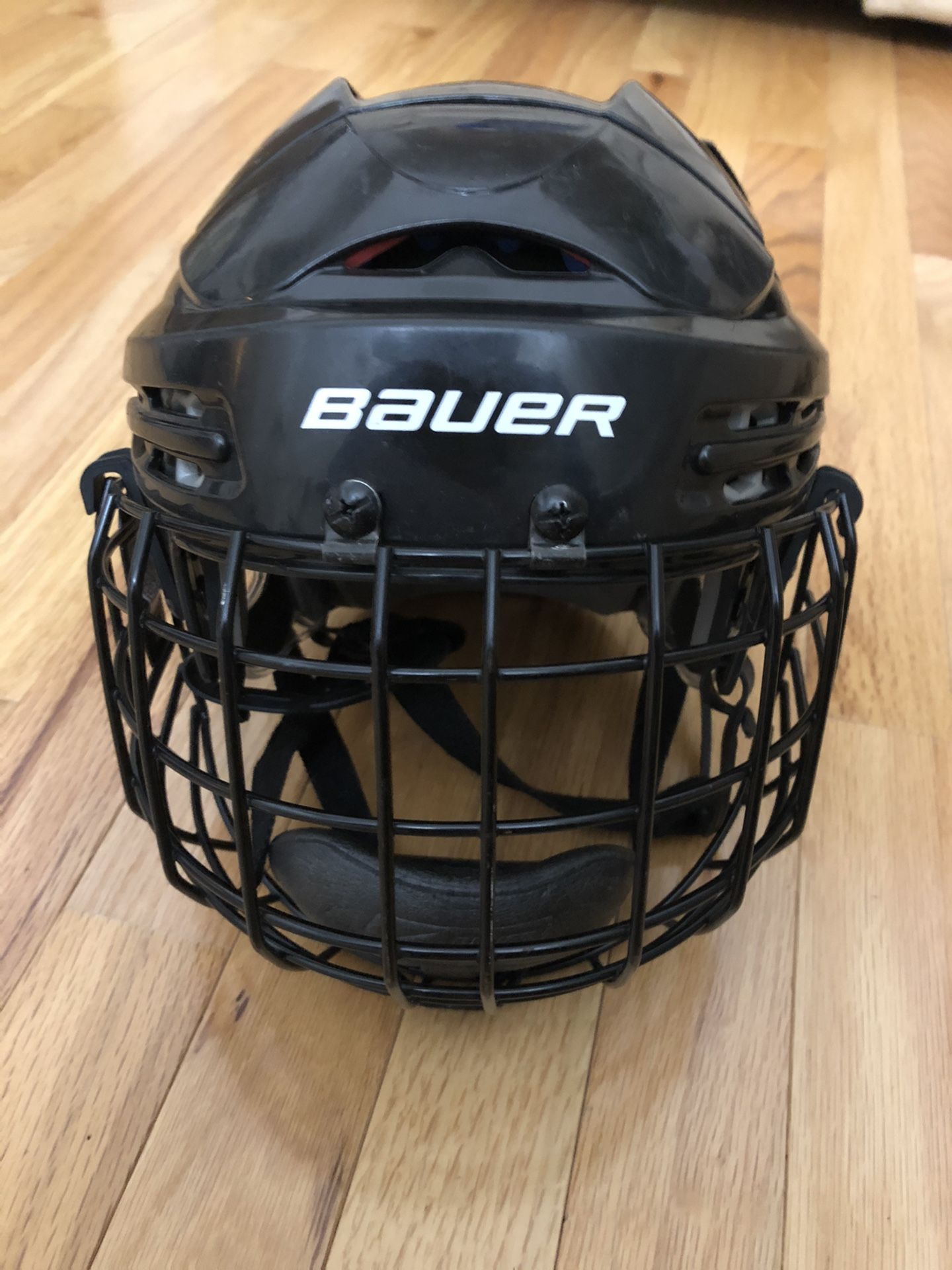 Bauer Hockey Helmet with FM2500 XS Cage Mask