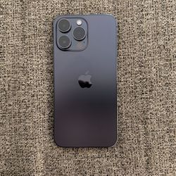 iPhone 14 Pro Max 256 GB storage