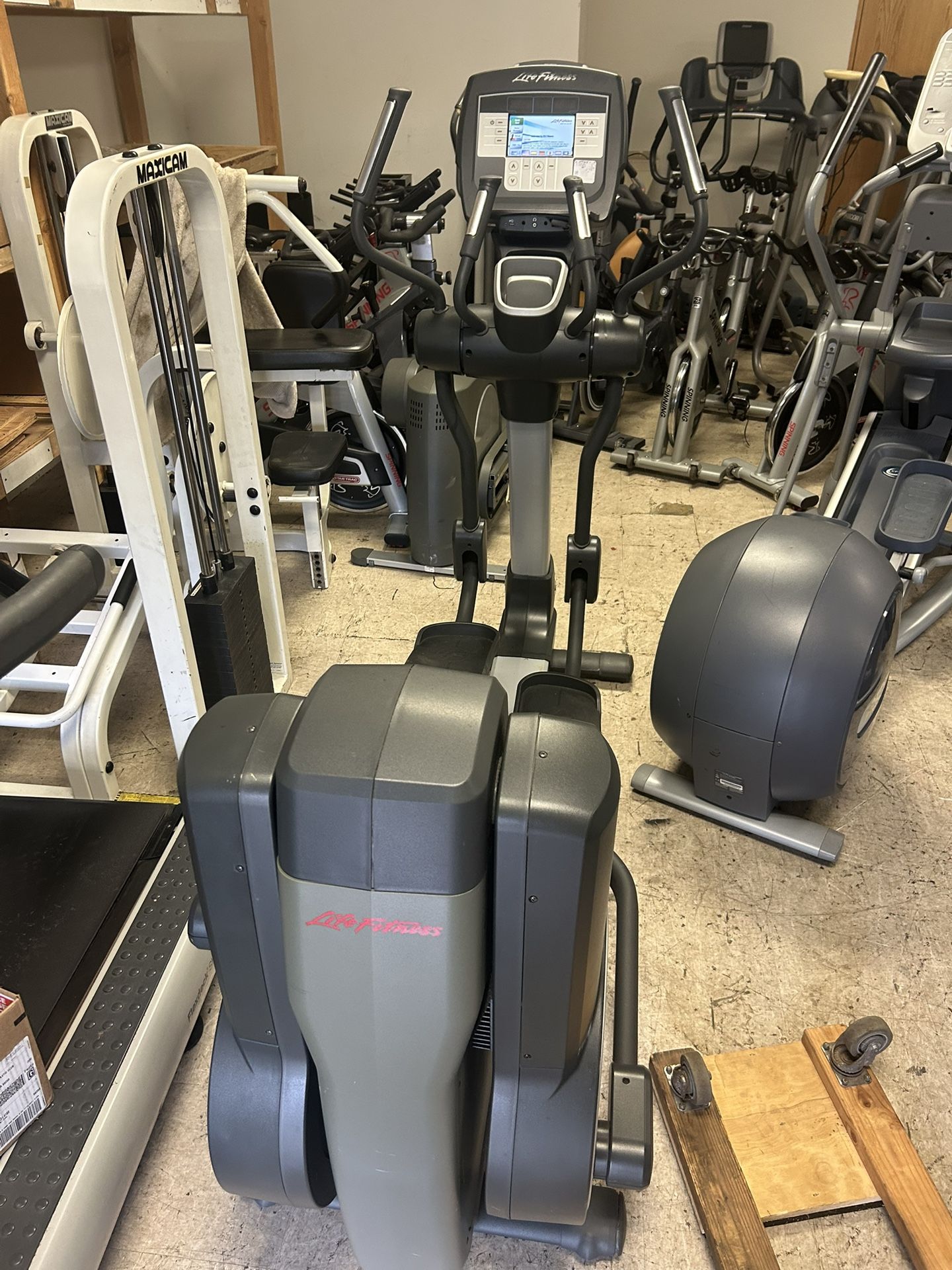 Life Fitness 95x Elliptical