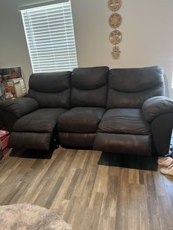 Sofa/ Recliners