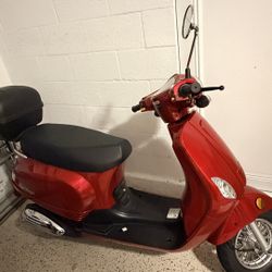 Wolf LUCKY II Scooter / Moped 