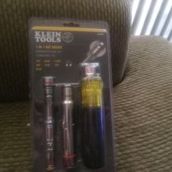 Klein  7 In 1 Magnetic Nut Driver