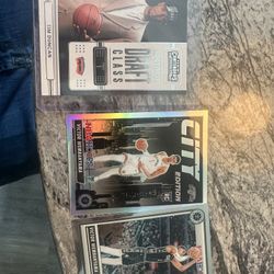 Victor wembanaya And Tim Duncan Set