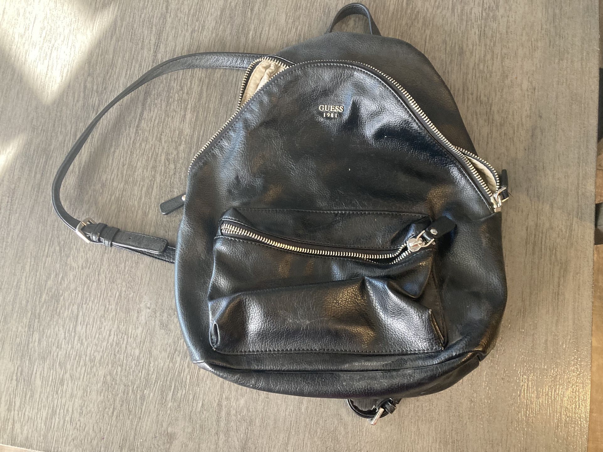 Guess Mini Backpack 