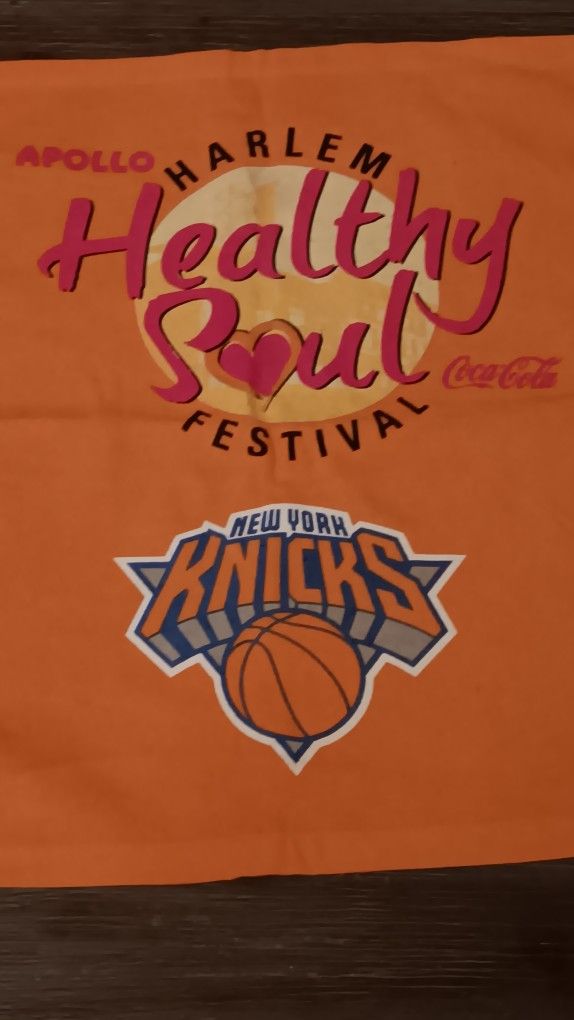Knicks VINTAGE Rally Towel