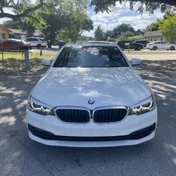 BMW 530 E Sport Packed M Full equipo Hibri