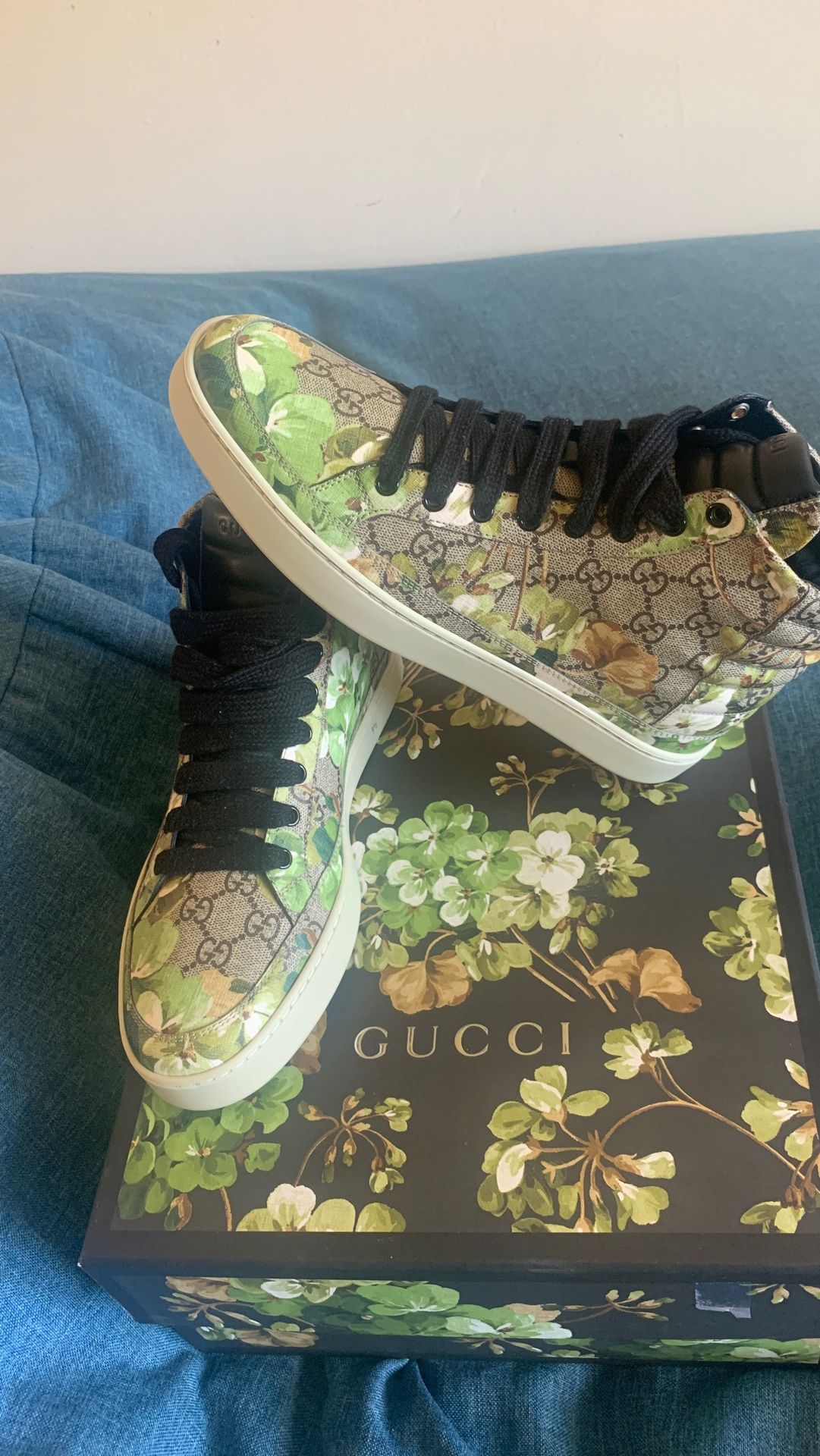 Limited edition Gucci sneakers 9 us