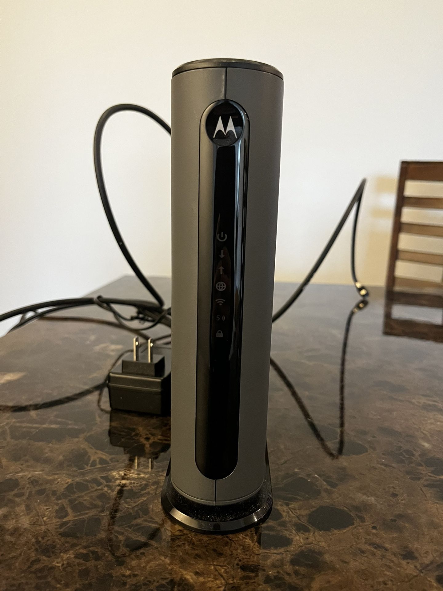 Motorola High Speed Cable Modem/Wireless Router