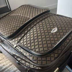 Suitcase 