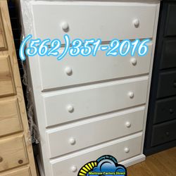 White Jumbo 2 Knob White Pinewood Dresser Grande 