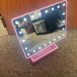 Vivitar LED Mirror