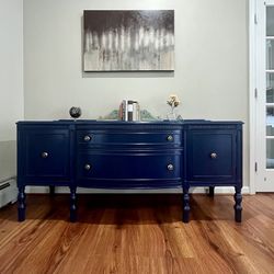  Vintage Dresser / Serving Buffet