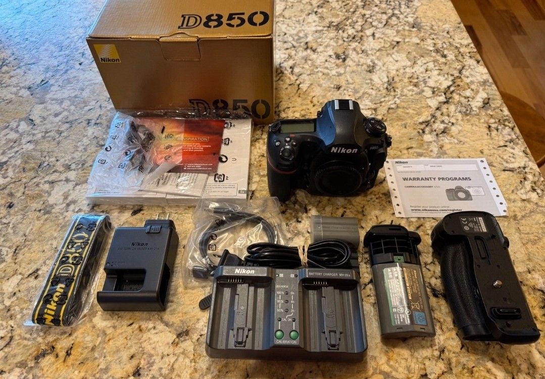 Nikon D850 DSLR USA Model + MB-D18 Grip, EN-EL18, MH-26a, Fully Serviced
