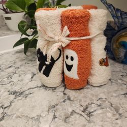 HALLOWEEN BATH TOWELS