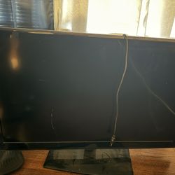 LG 47” LED TV – Works Great, No Remote