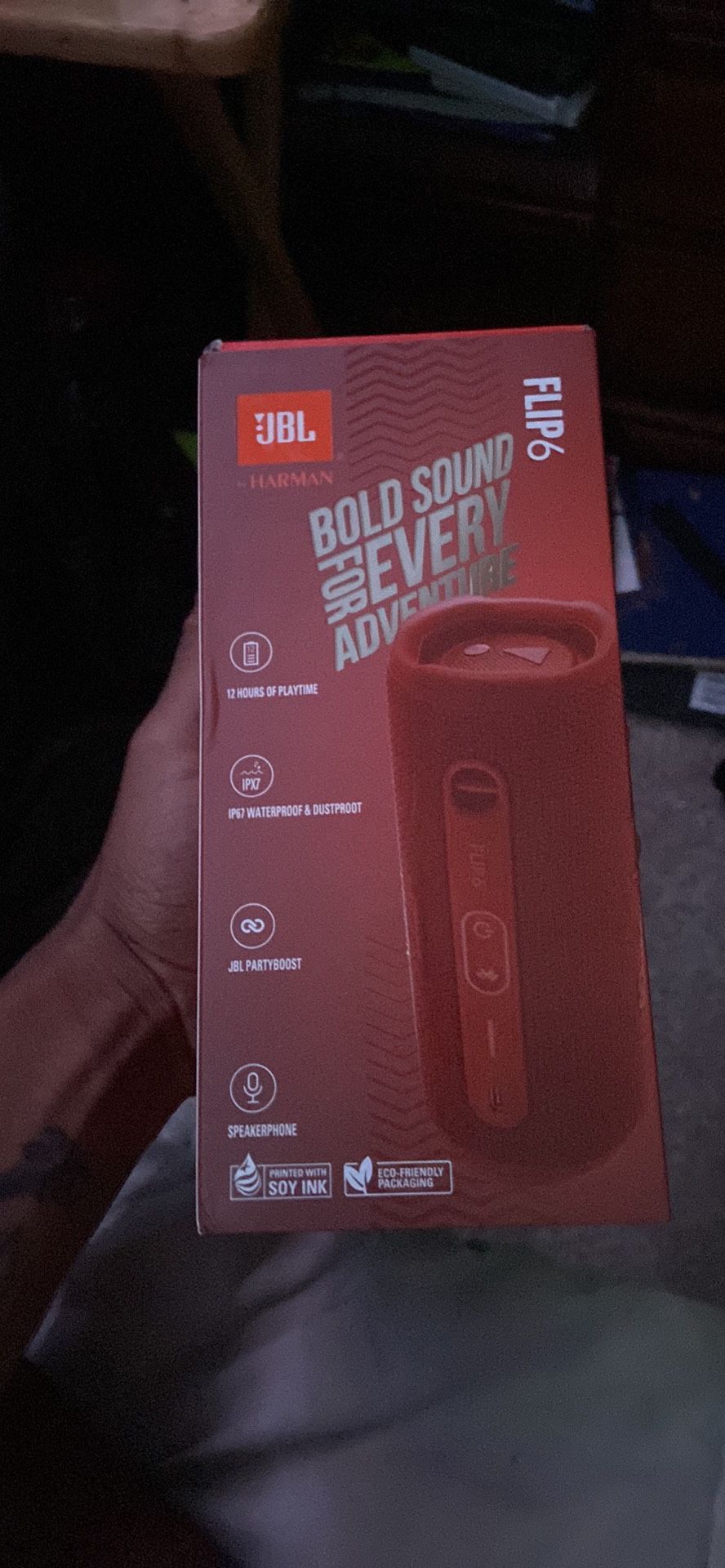 Brand New Jbl FliP 6 (send Best Offer )
