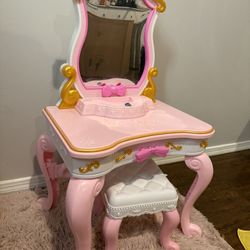 Girls Vanity