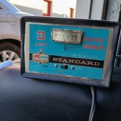 Vintage K-Mart 6v-12v Battery Charger