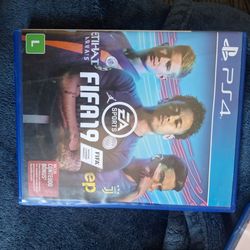 fifa 19 and fifa 22 ps4