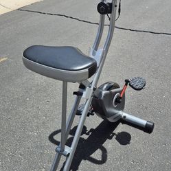 Exercise bikes Magnetic Upright Exercise Bike With Heart Pulse Sensors，Fitness Equipment Home Gym
 $80