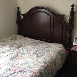 Queen bedroom set