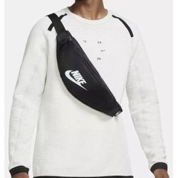 Nike Heritage Waistpack 3L Belt Bag Fanny Pack Black & White Sling bag NEW