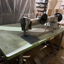 Singer Long Arm Sewing Machine 