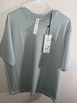 Alo t shirt