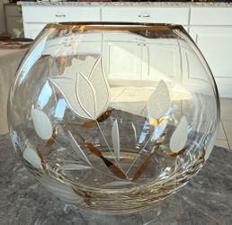 A Clear Glass Vase/Bowl with Etched Floral Designs and a Gold Rim