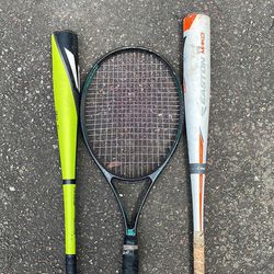 Revelation Tennis Racket And 2 Mako Bats