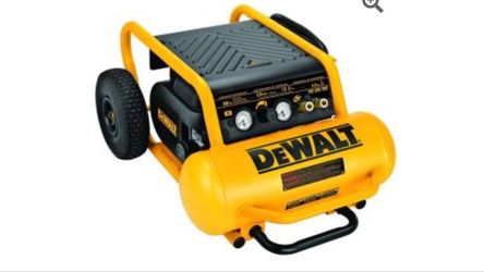 Dewalt 4.5 Gallon Compressor