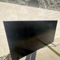 onn. Roku TV 98" LED TV (Model 100146865)