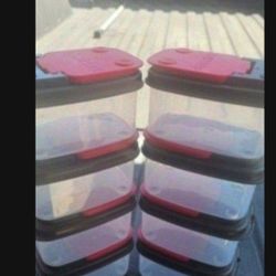 8 Small Husky Stackable Bins 