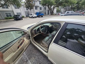 2003 Oldsmobile Aurora V8 sedan