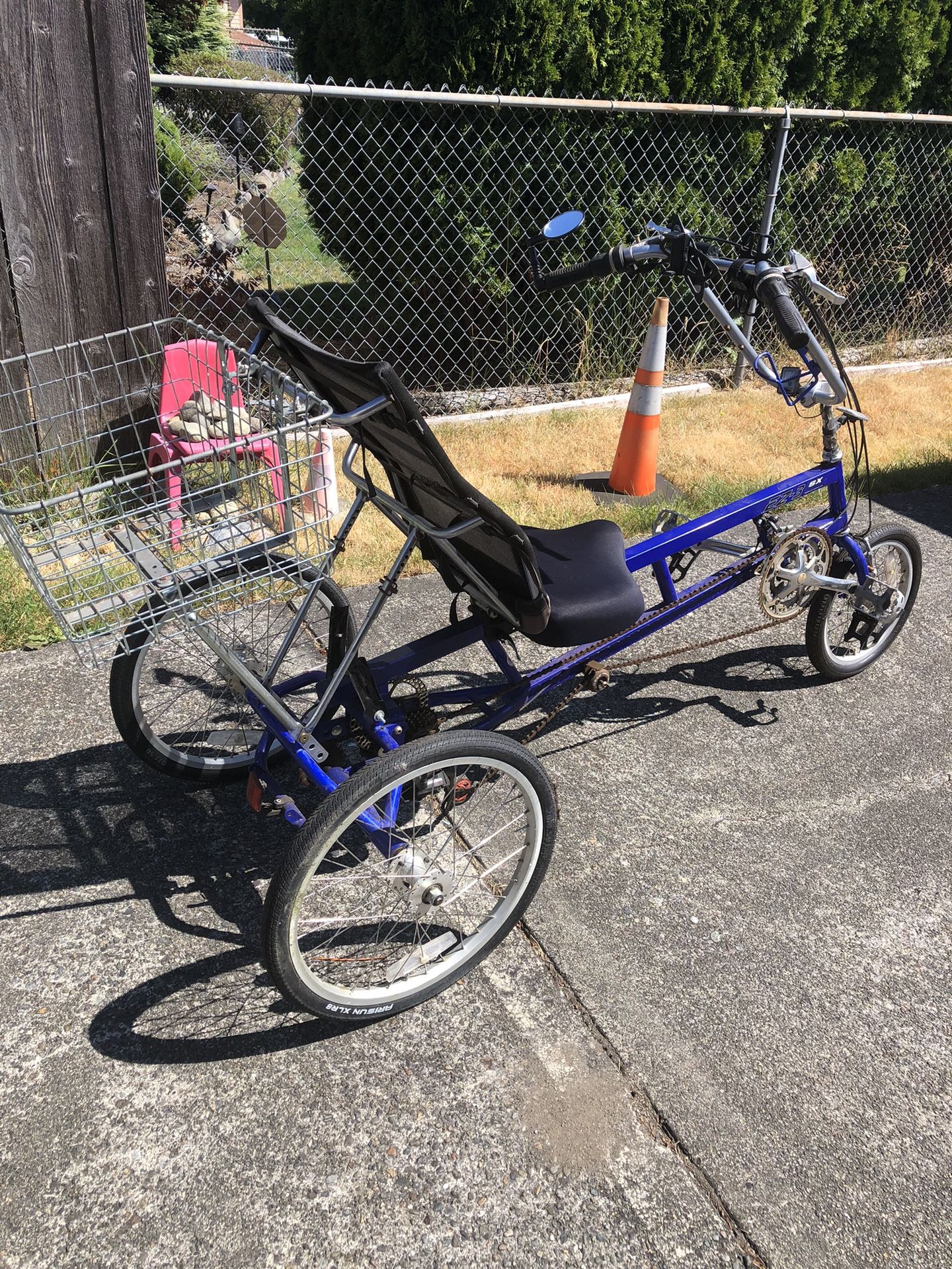 SUN EZ-3 SX Recumbent Three Wheeled Bicycle for Sale in Spanaway