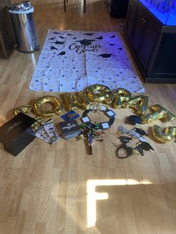 Black and gold graduation party