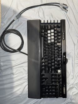 Corsair K95 RGB Platinum Gaming keyboard