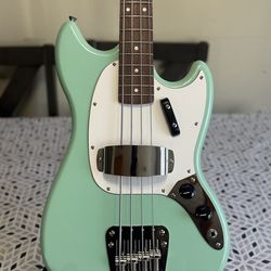 Squire classic vibe 1960 mustang bass
