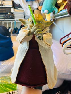 Yoda tree topper